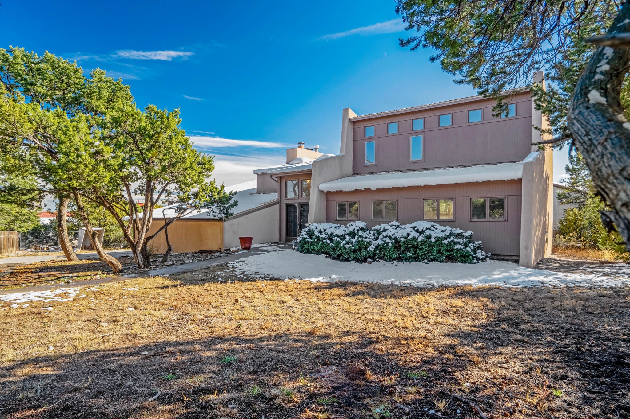 640 Navajo Road