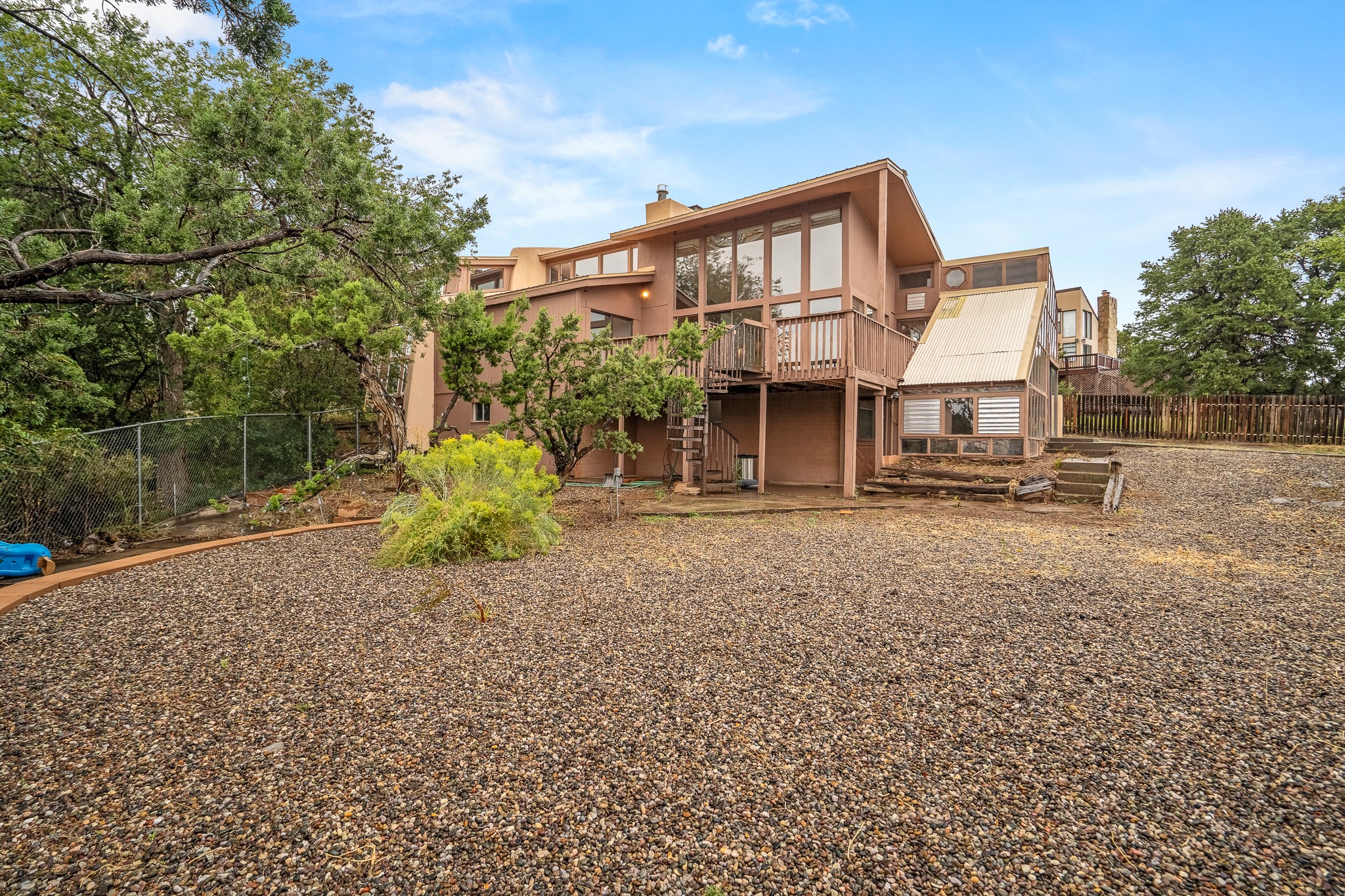 640 Navajo Road