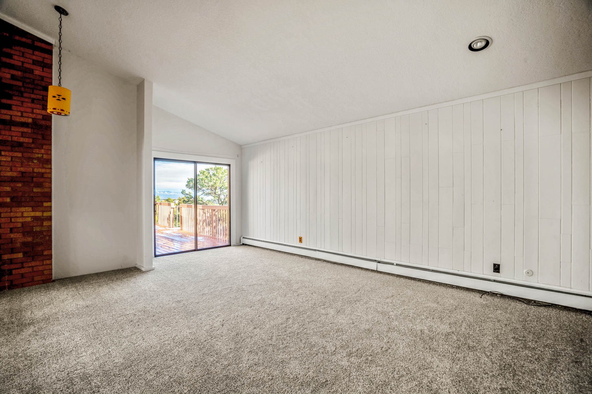 640 Navajo Road