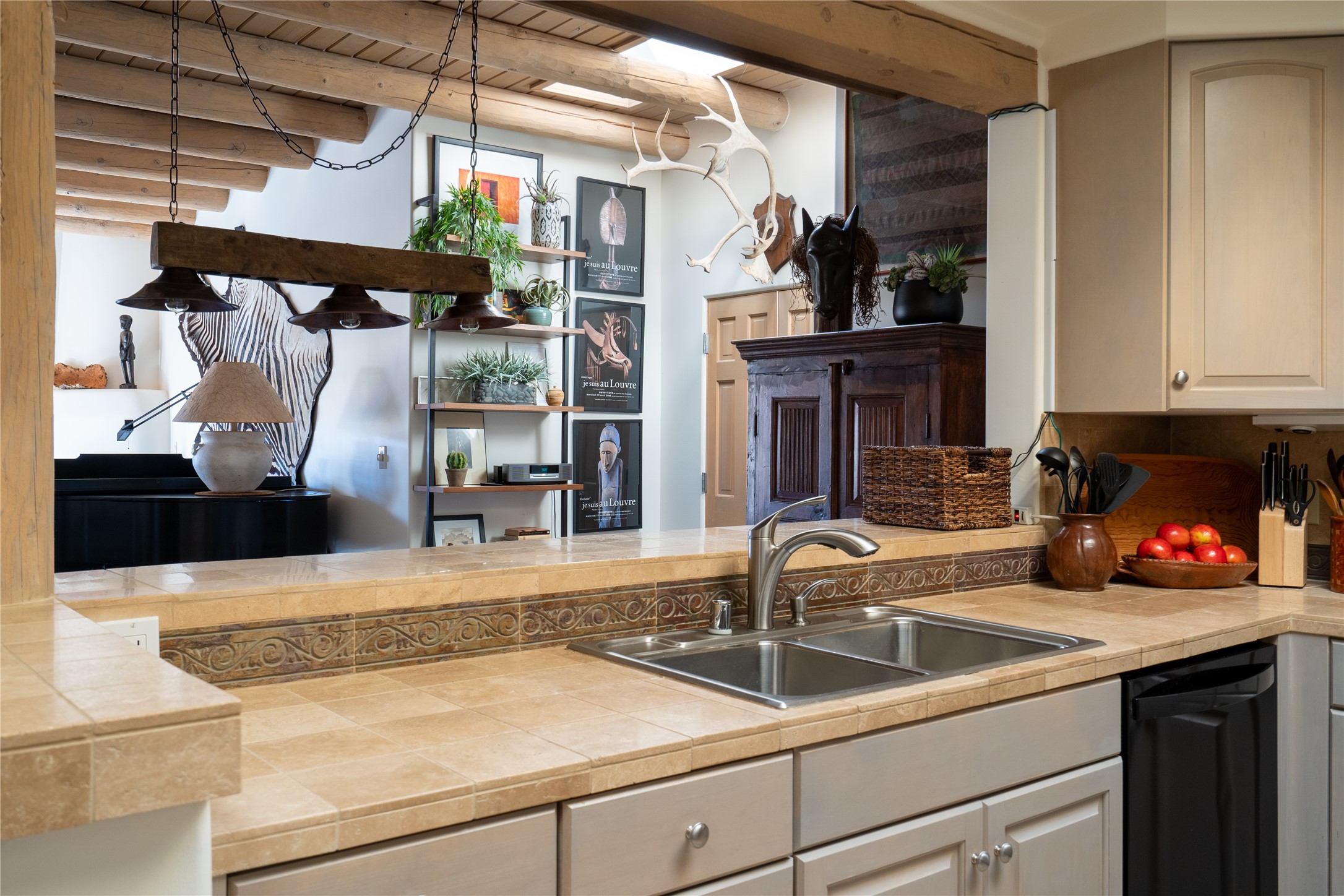 3101 Old Pecos Trail 202