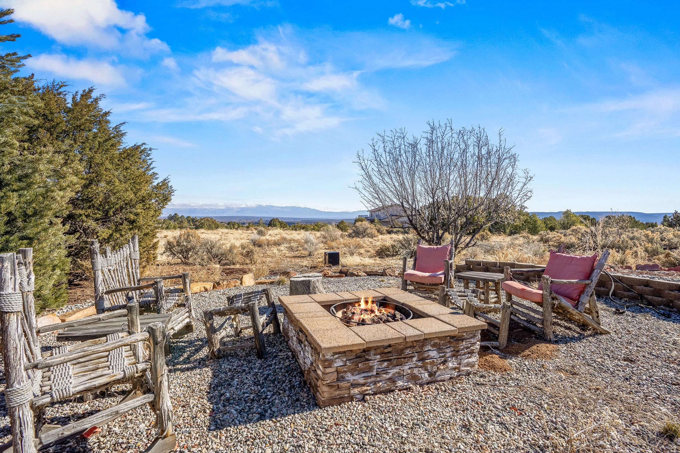 147 Piedra Loop
