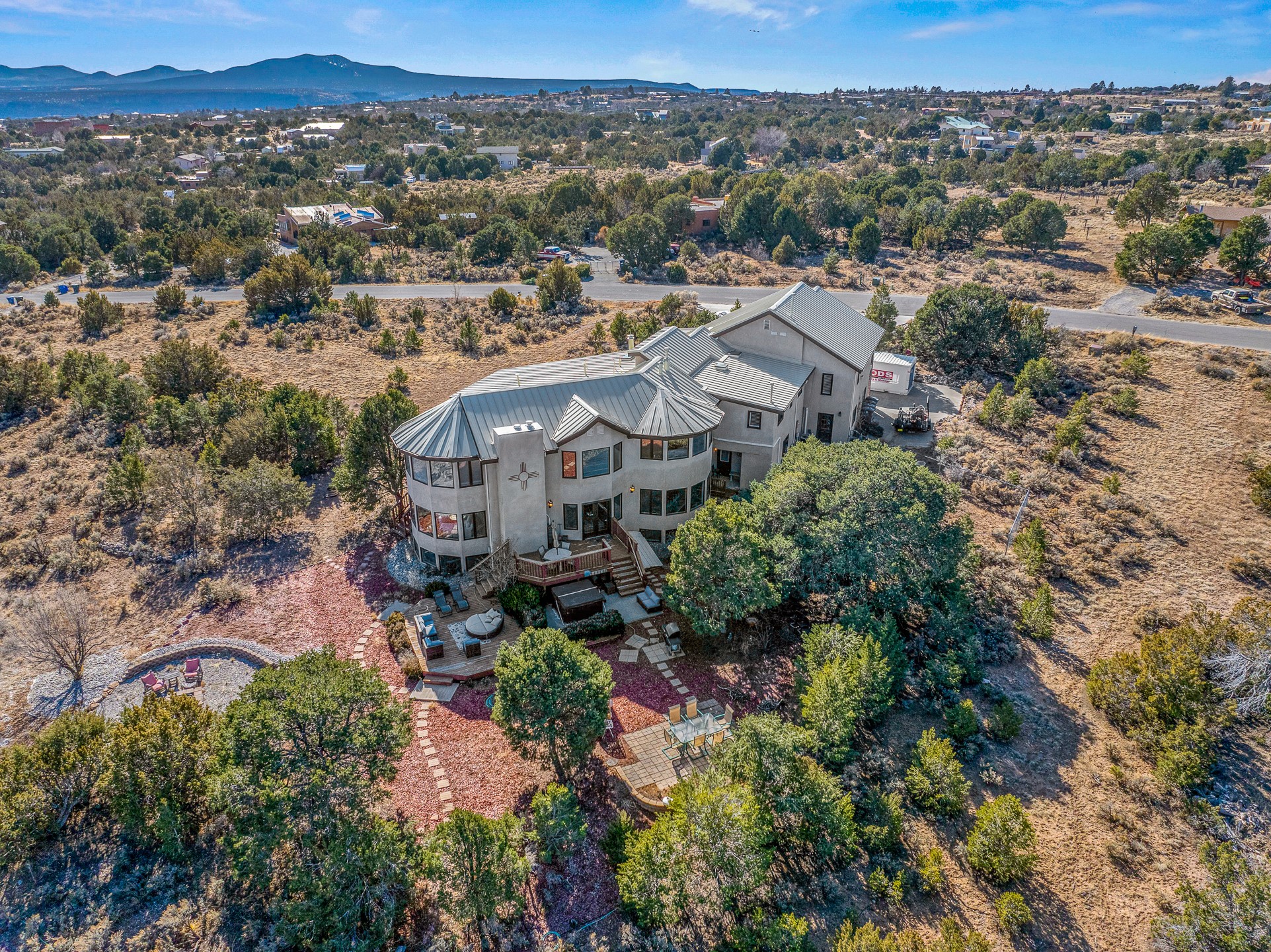 147 Piedra Loop