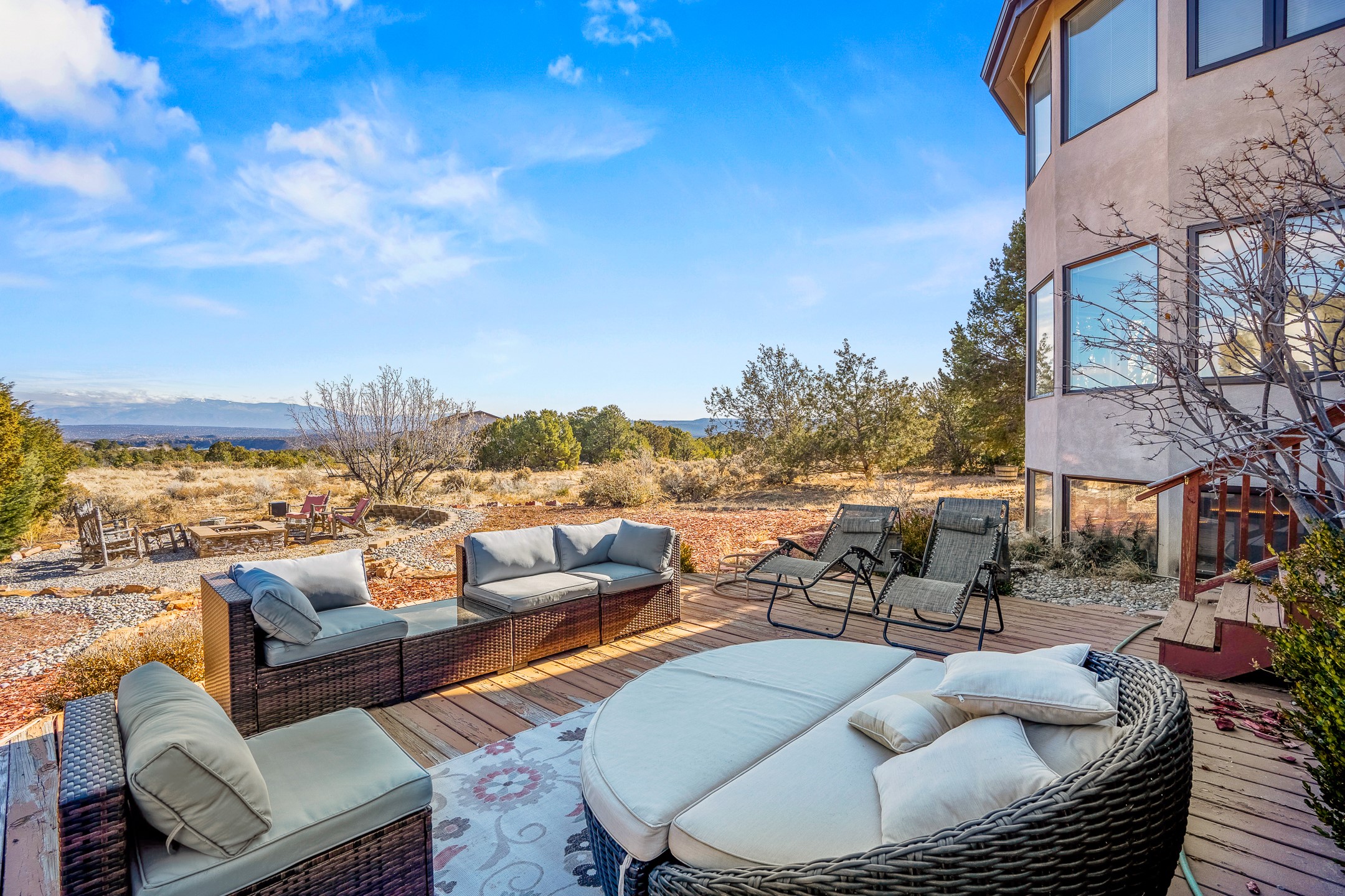 147 Piedra Loop