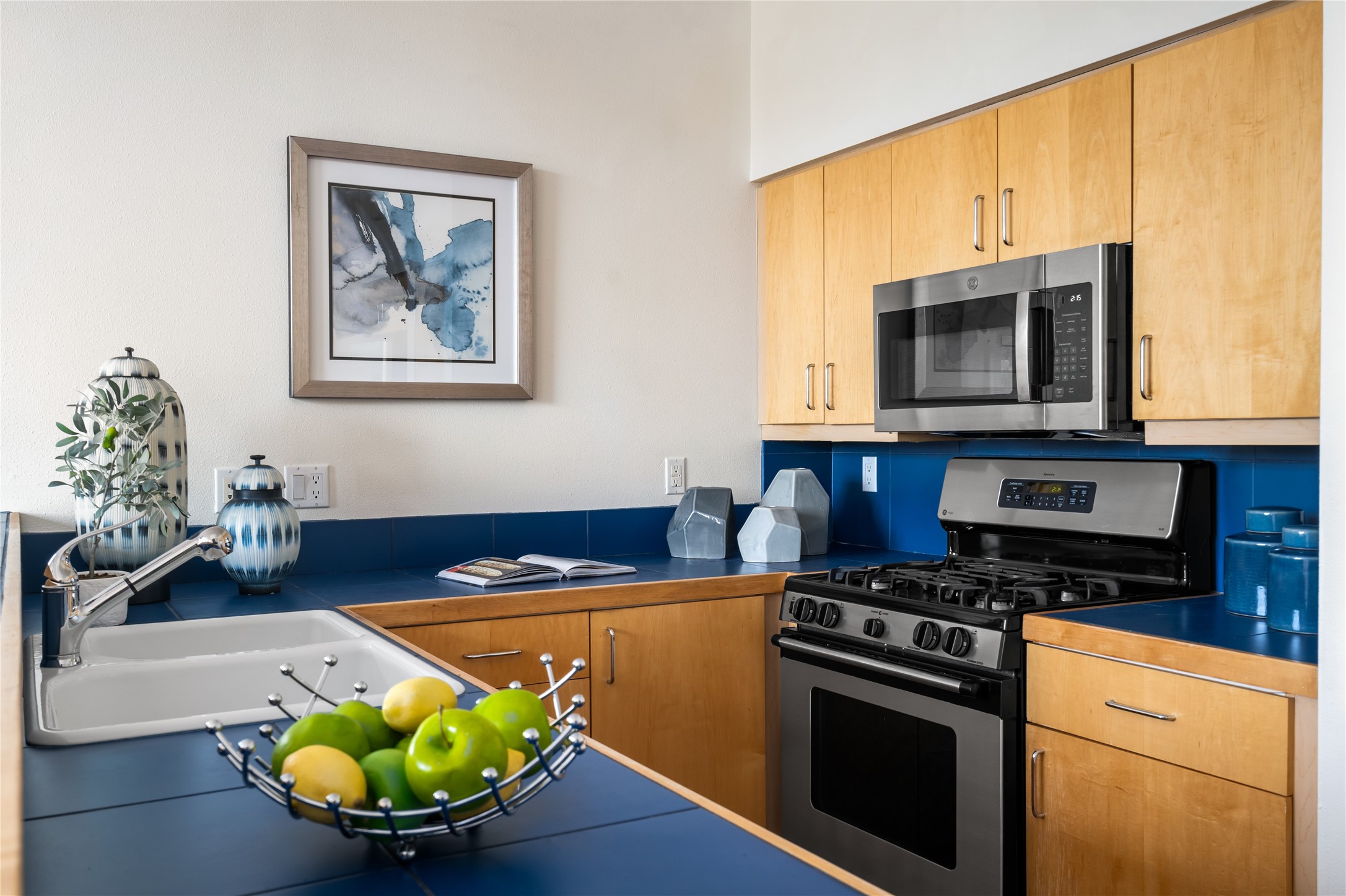 1380 Avenida Rincon 304