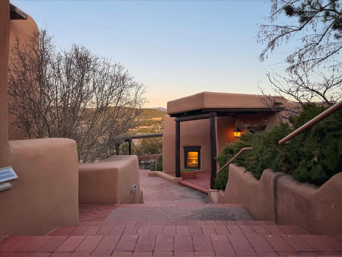 1025 Stagecoach Road