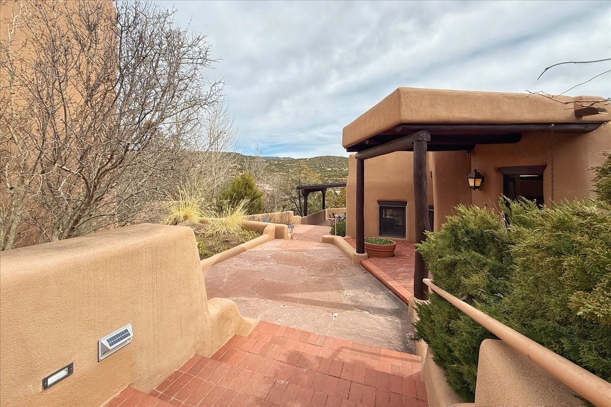 1025 Stagecoach Road