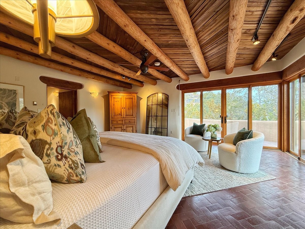 1025 Stagecoach Road