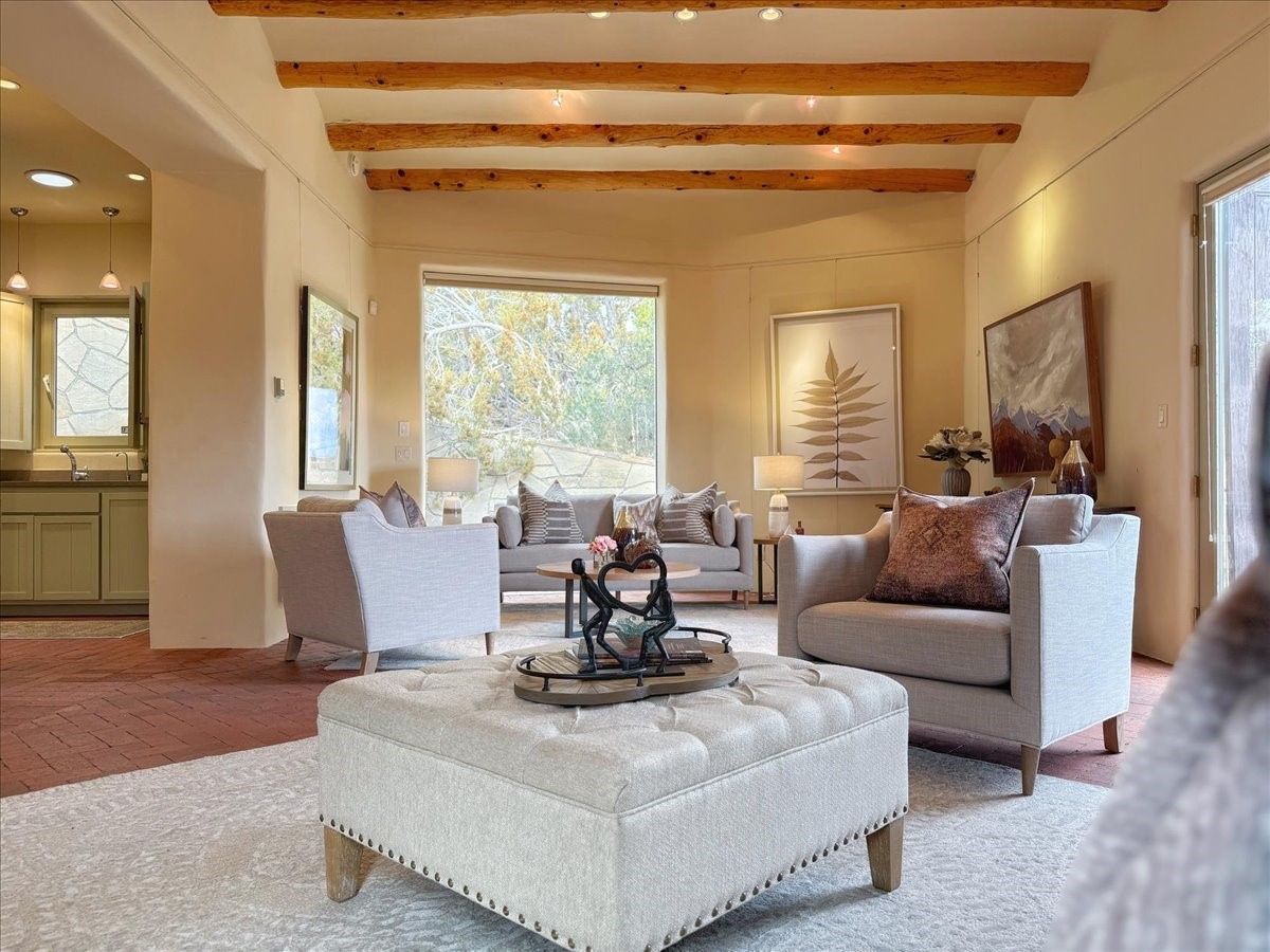 1025 Stagecoach Road