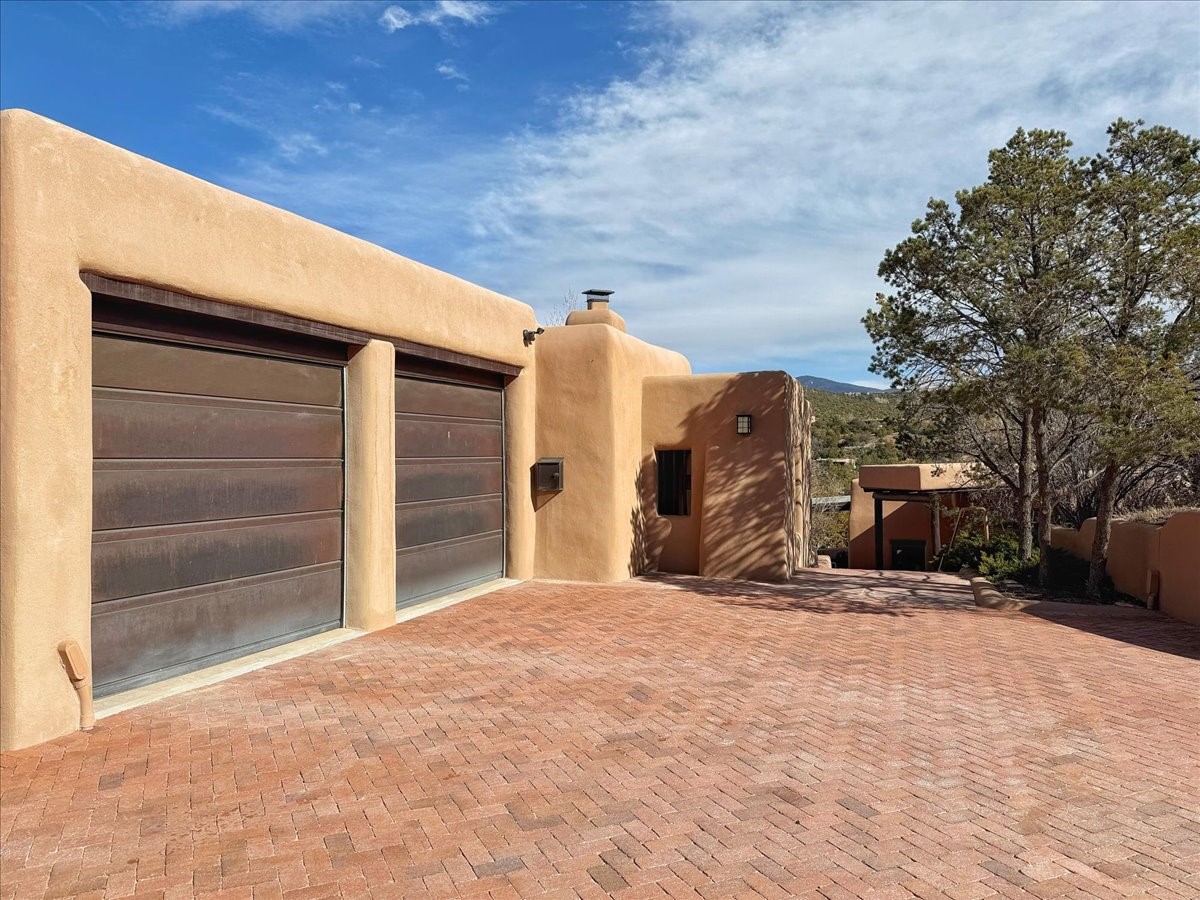 1025 Stagecoach Road