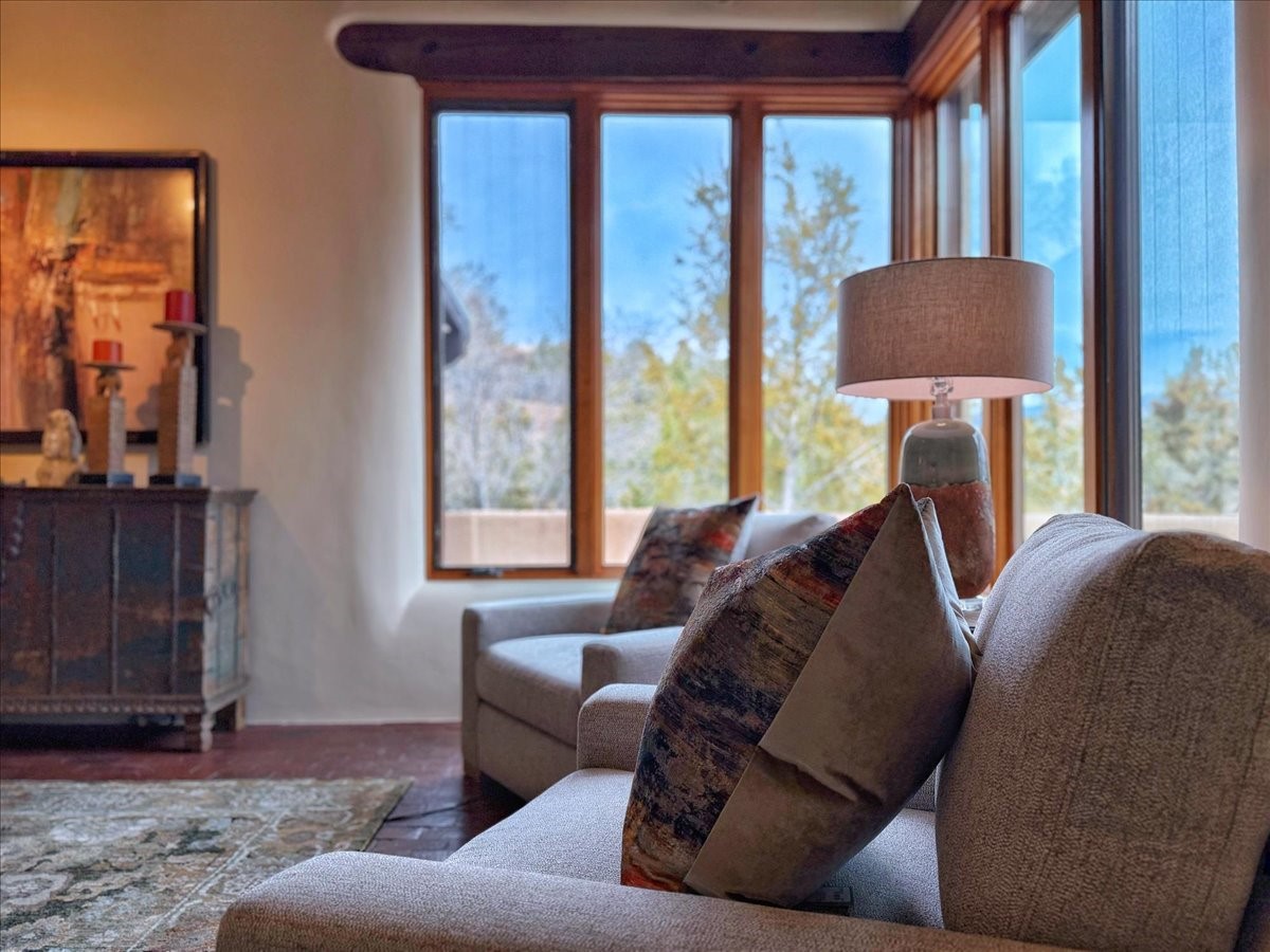 1025 Stagecoach Road