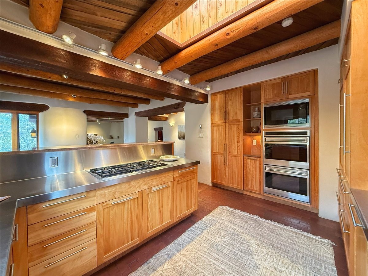 1025 Stagecoach Road