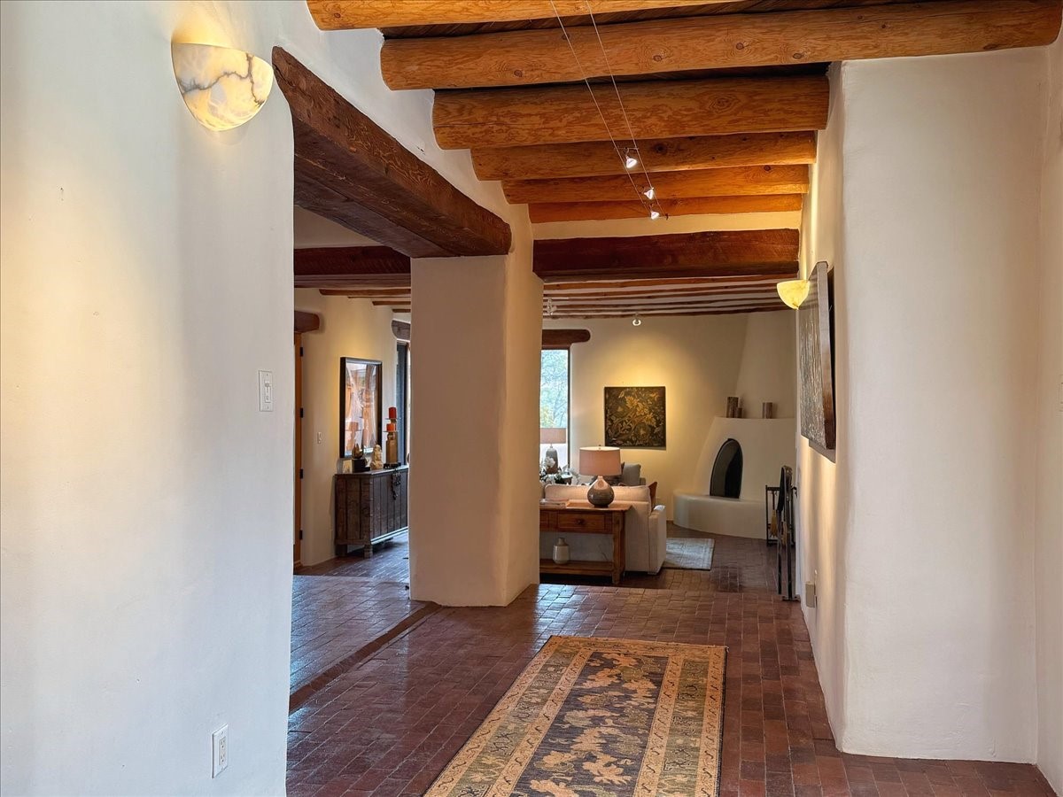 1025 Stagecoach Road