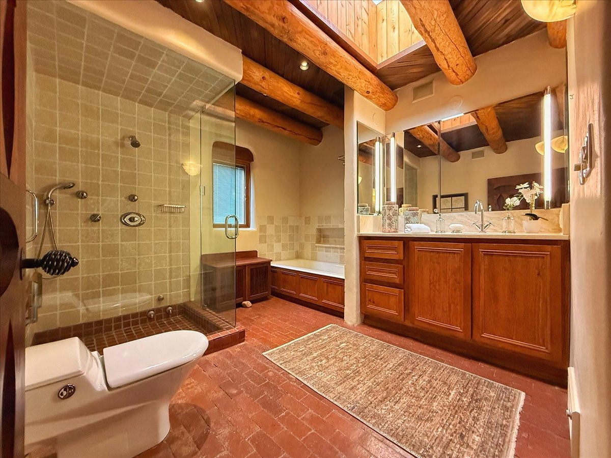 1025 Stagecoach Road