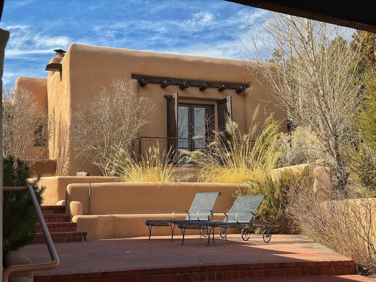 1025 Stagecoach Road