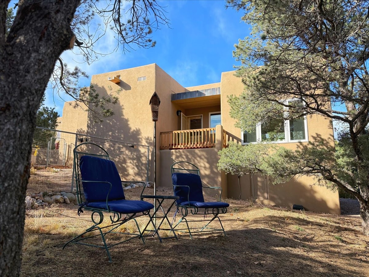 750 Camino Francisca