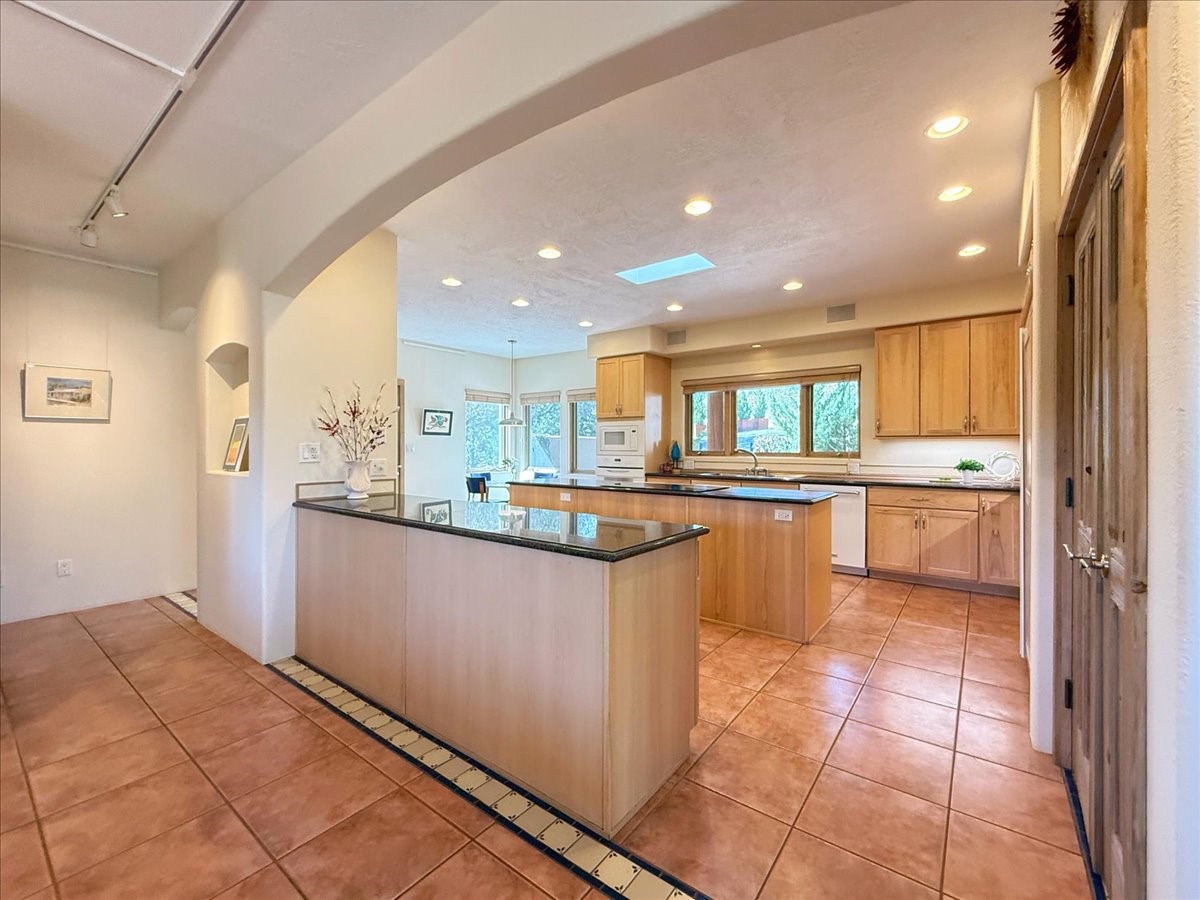 750 Camino Francisca