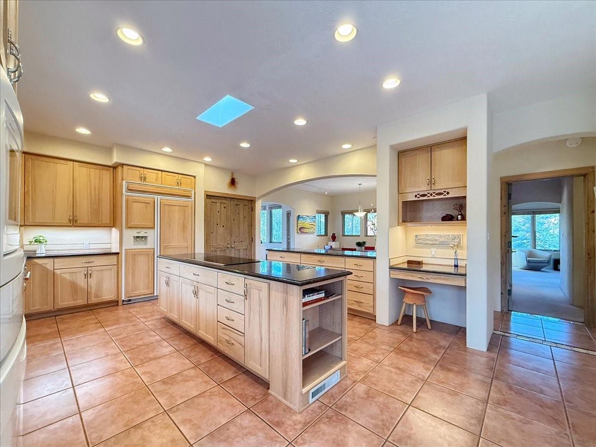 750 Camino Francisca