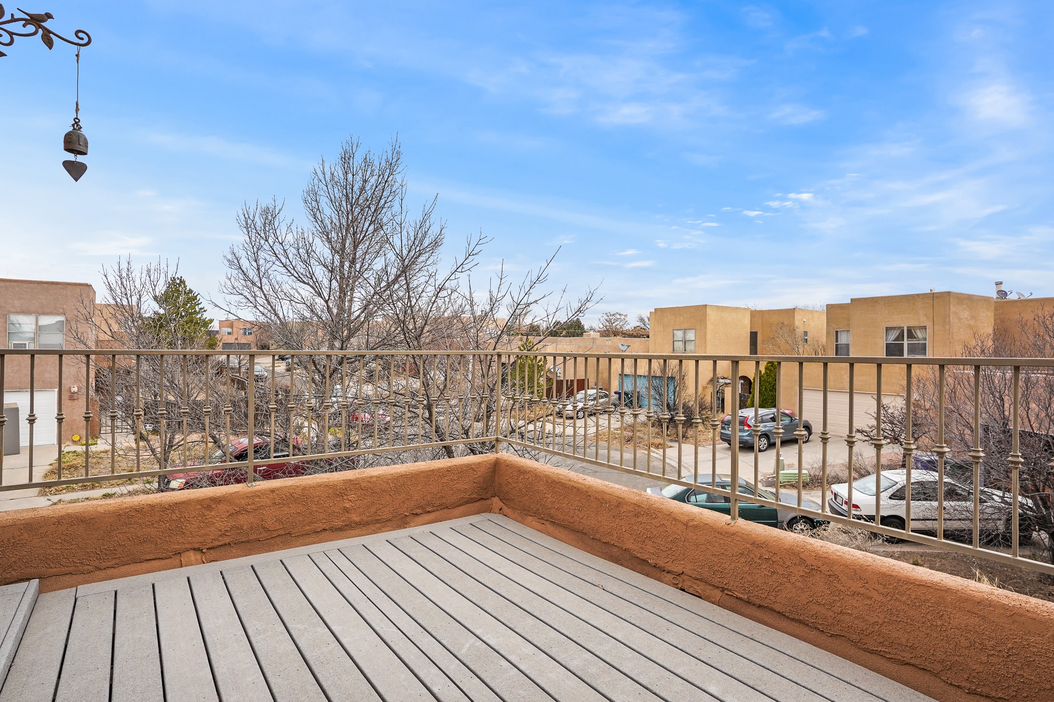 1402 Paseo Norteno