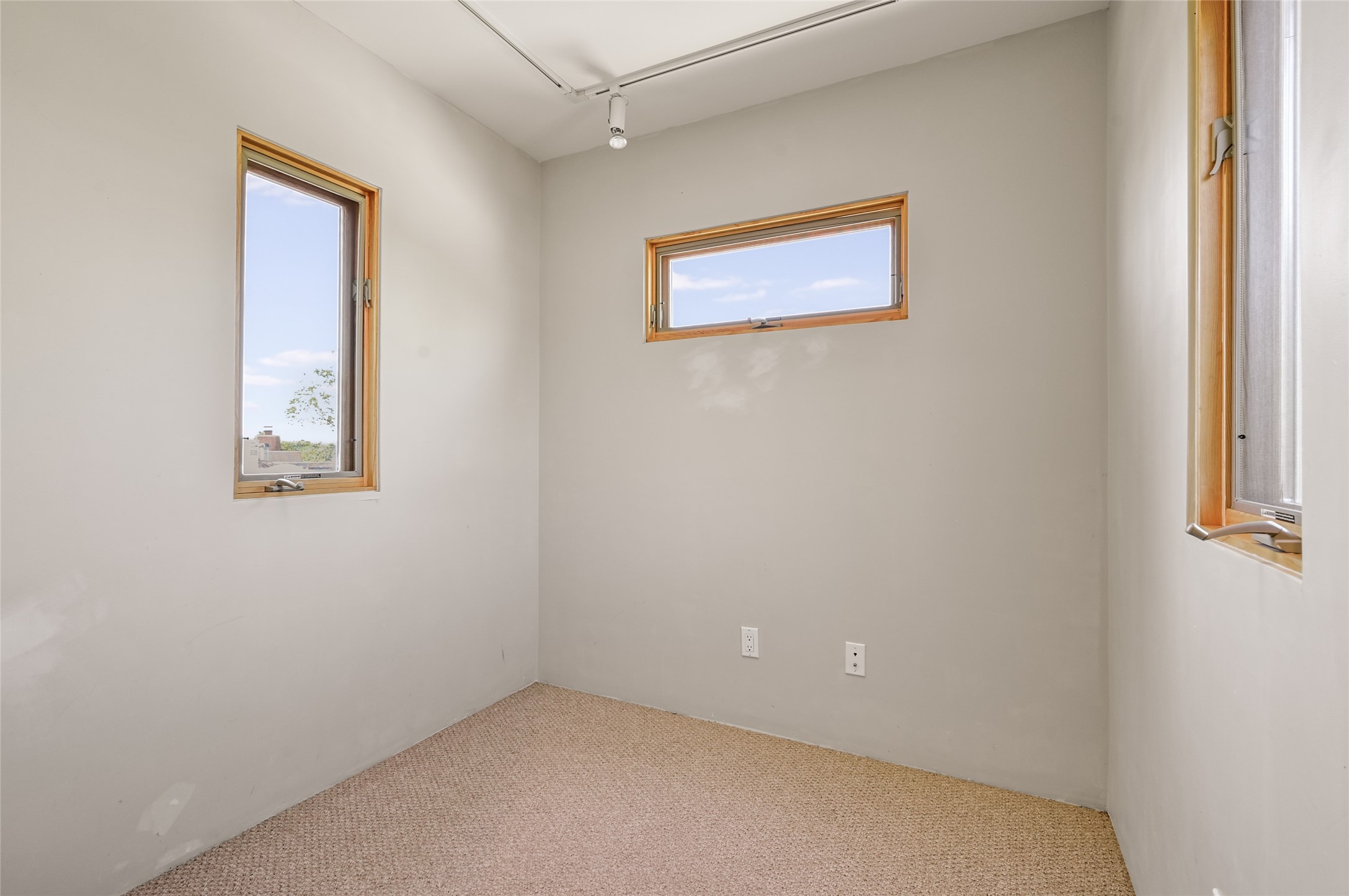 1710 W. Alameda 7