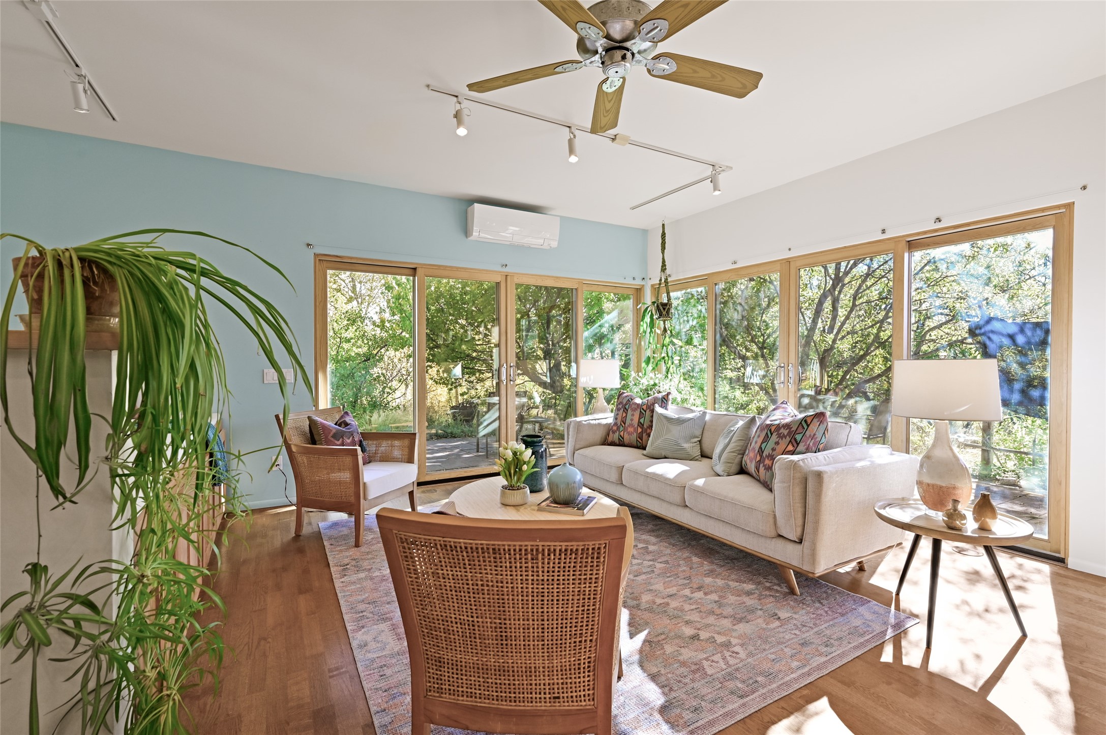 1710 W. Alameda 7
