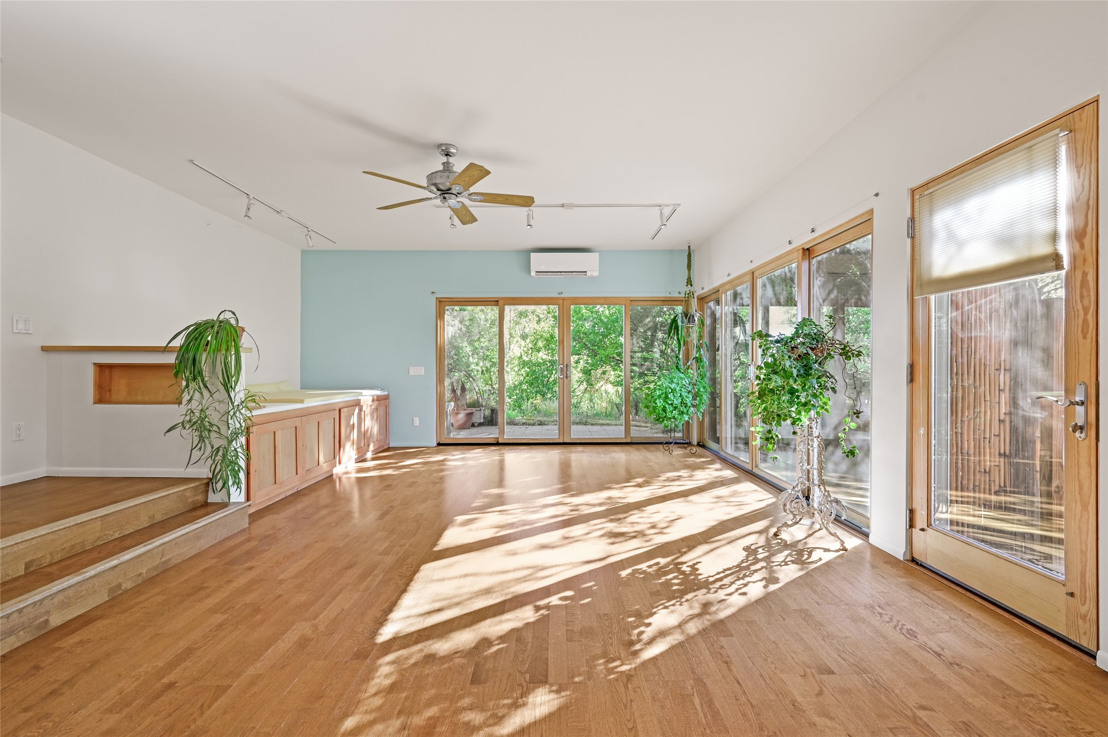 1710 W. Alameda 7