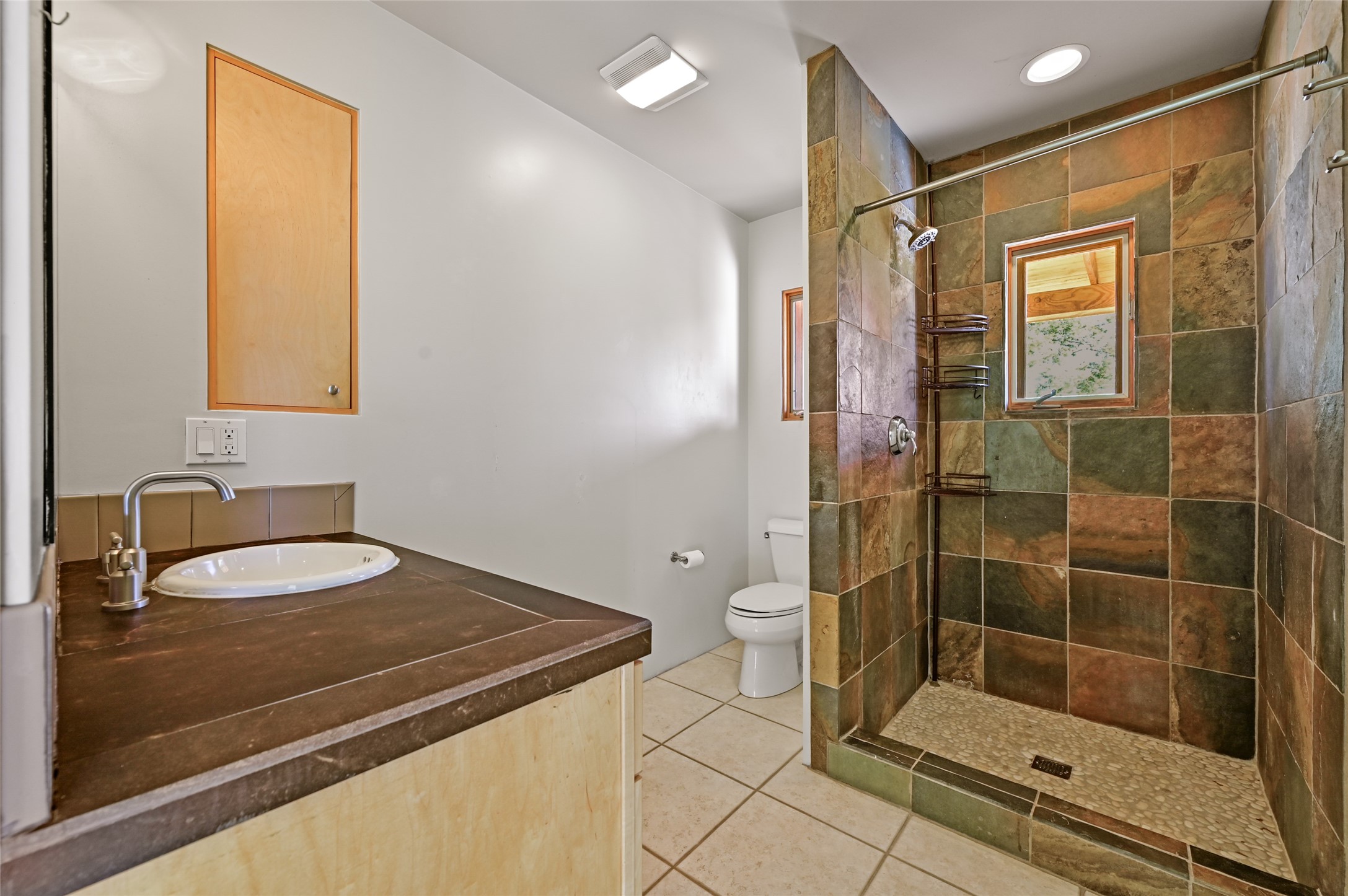 1710 W. Alameda 7