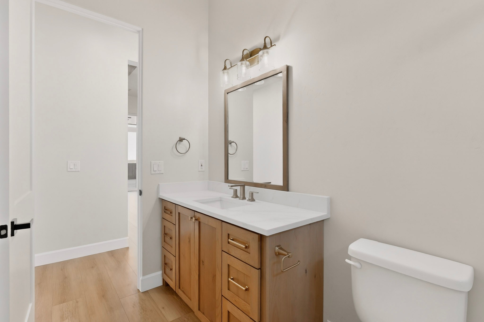 24 W Longview Drive