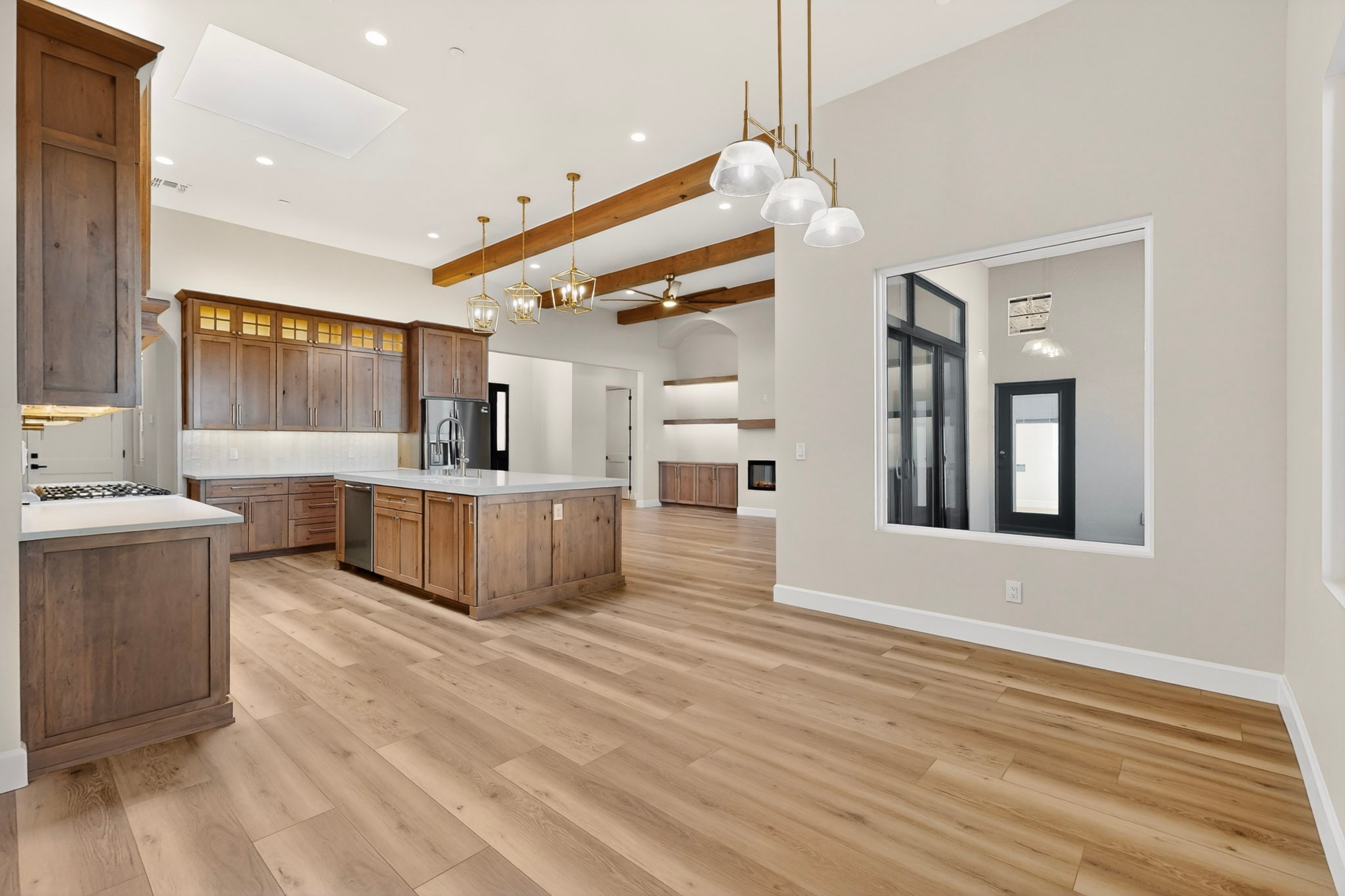 24 W Longview Drive