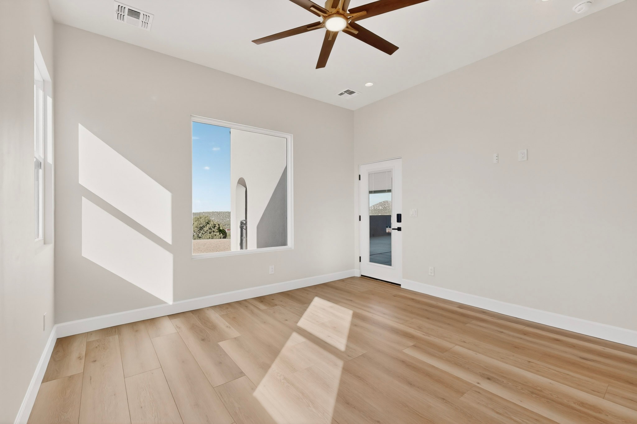 24 W Longview Drive