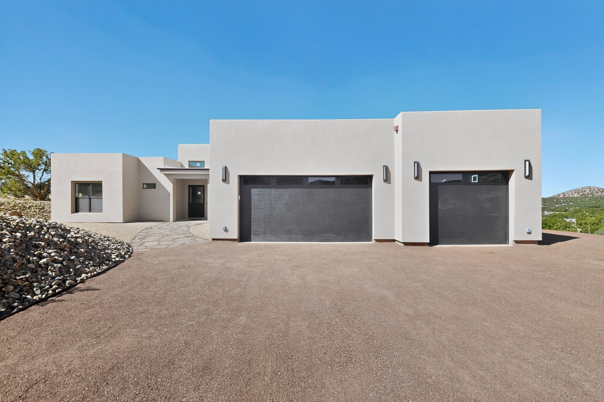 24 W Longview Drive