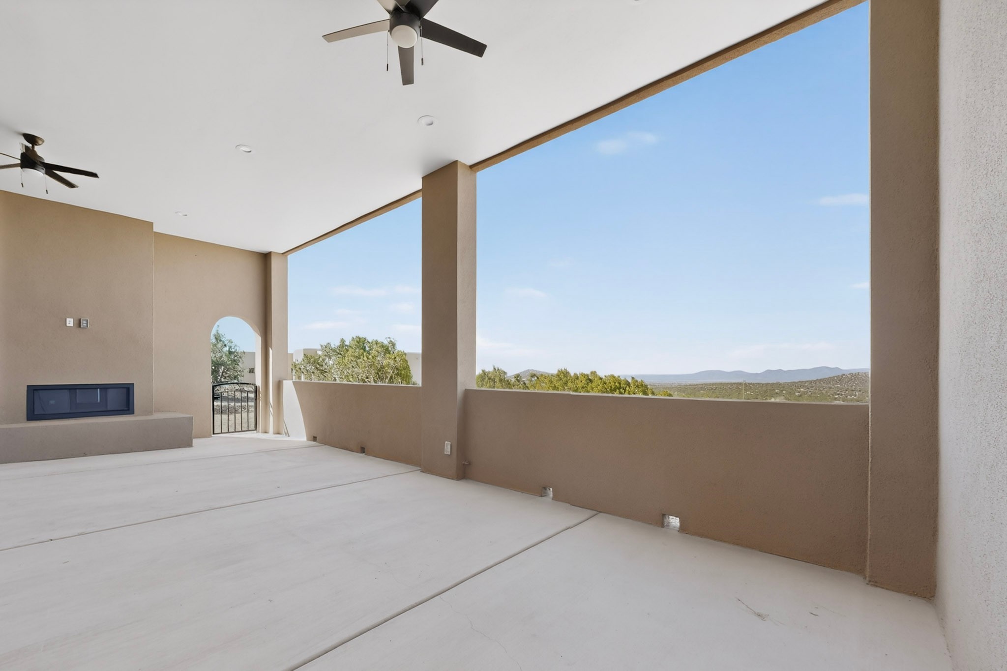 24 W Longview Drive