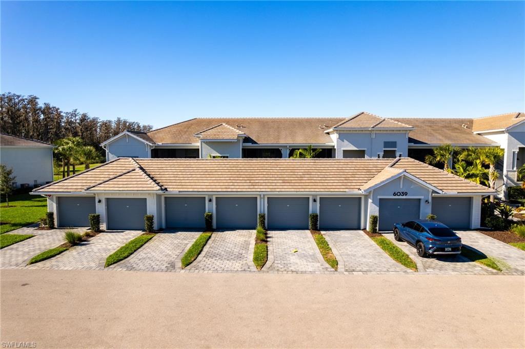 6039 Ellerston WAY # 2012