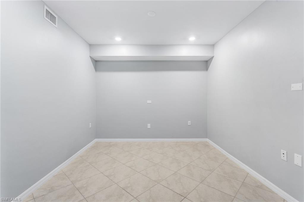 6039 Ellerston WAY # 2012