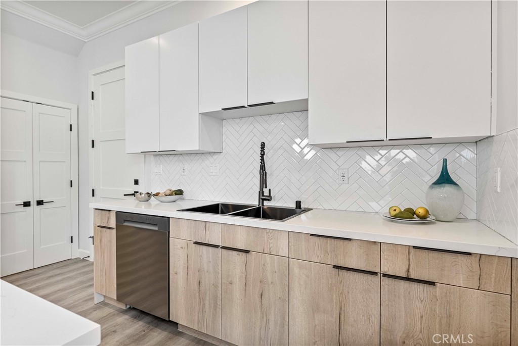 634 W Olive Avenue B