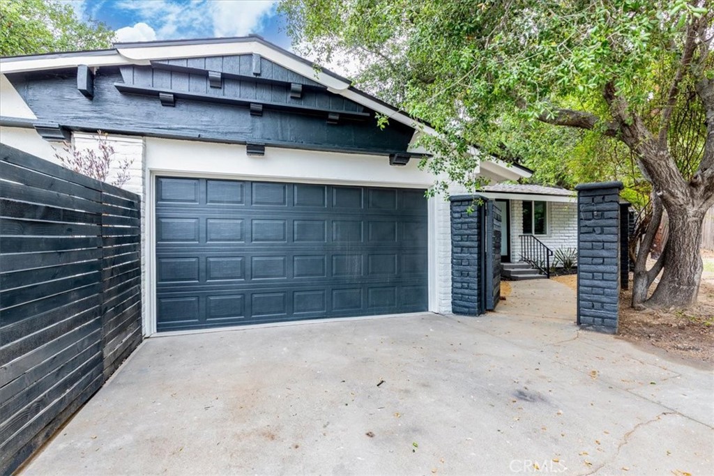 2907 Oakendale Place