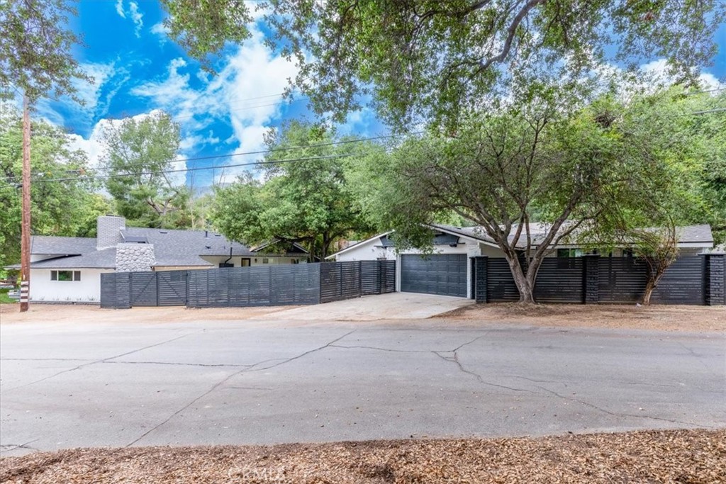 2907 Oakendale Place