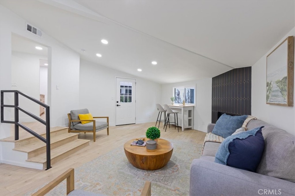 2907 Oakendale Place