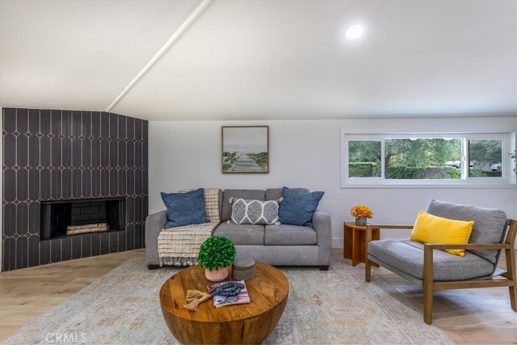 2907 Oakendale Place