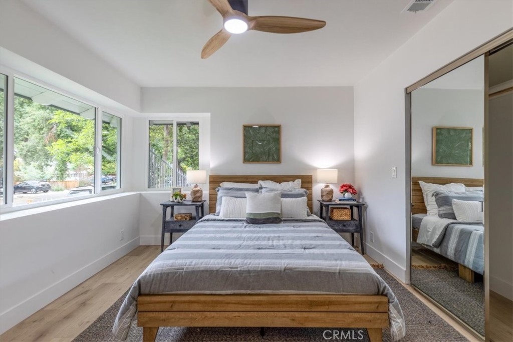 2907 Oakendale Place