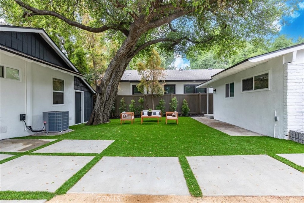 2907 Oakendale Place