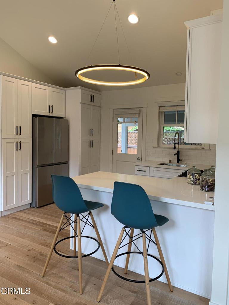 664 E Sacramento Street