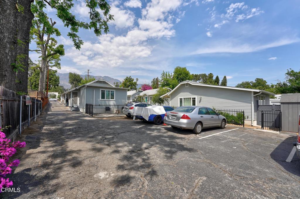 664 E Sacramento Street