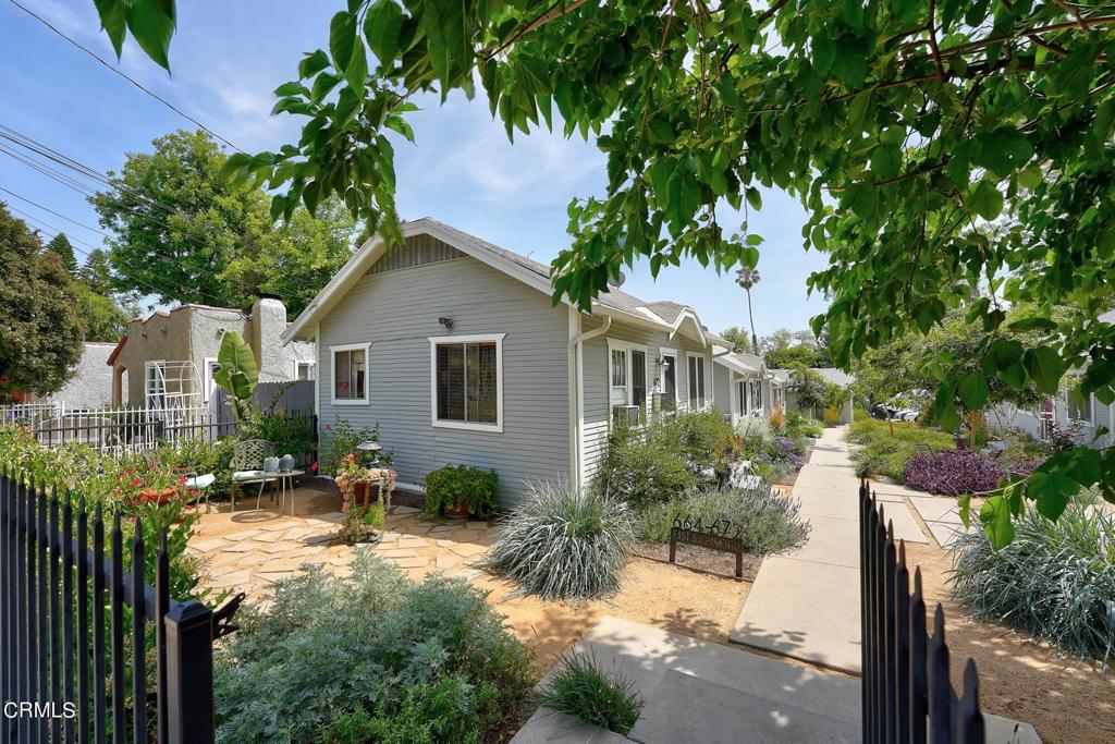 664 E Sacramento Street