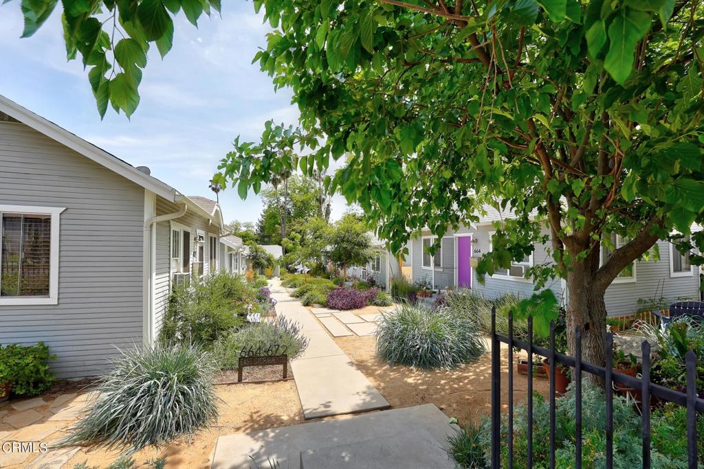 664 E Sacramento Street