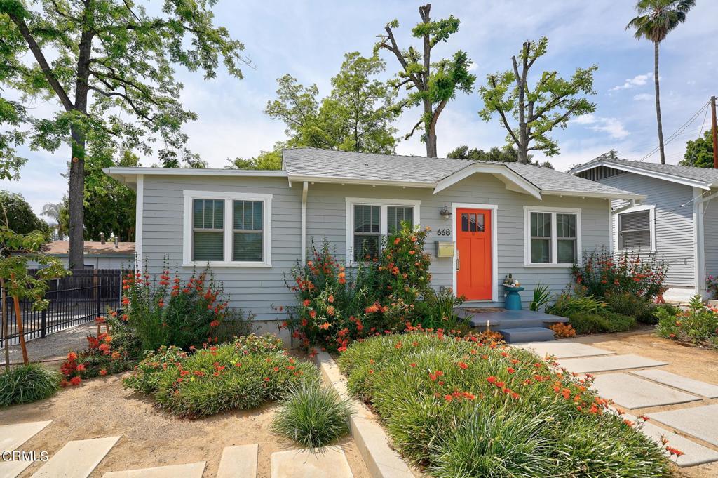 664 E Sacramento Street