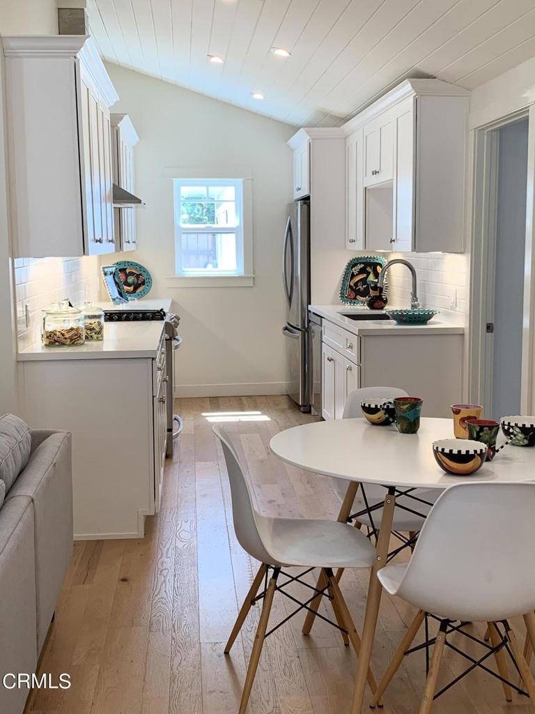 664 E Sacramento Street