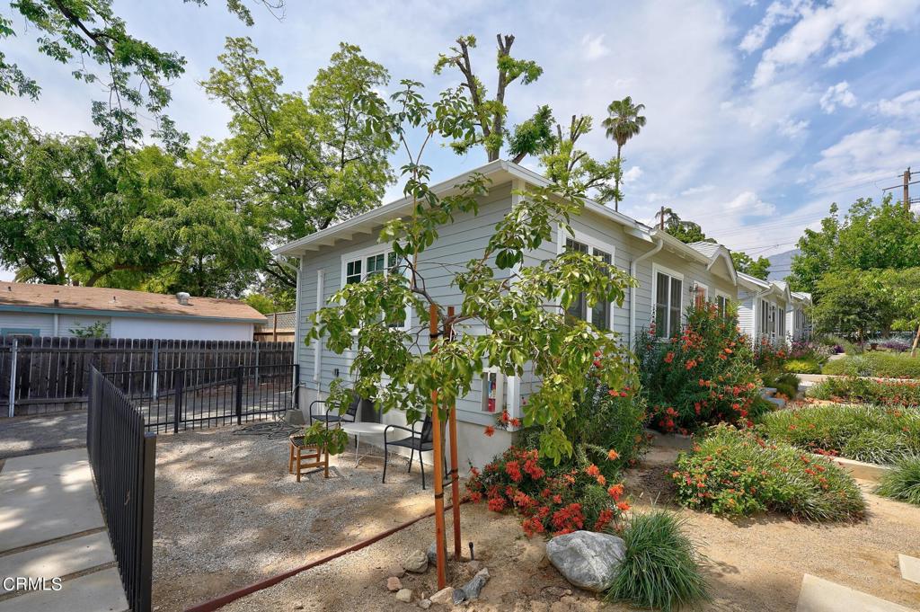 664 E Sacramento Street