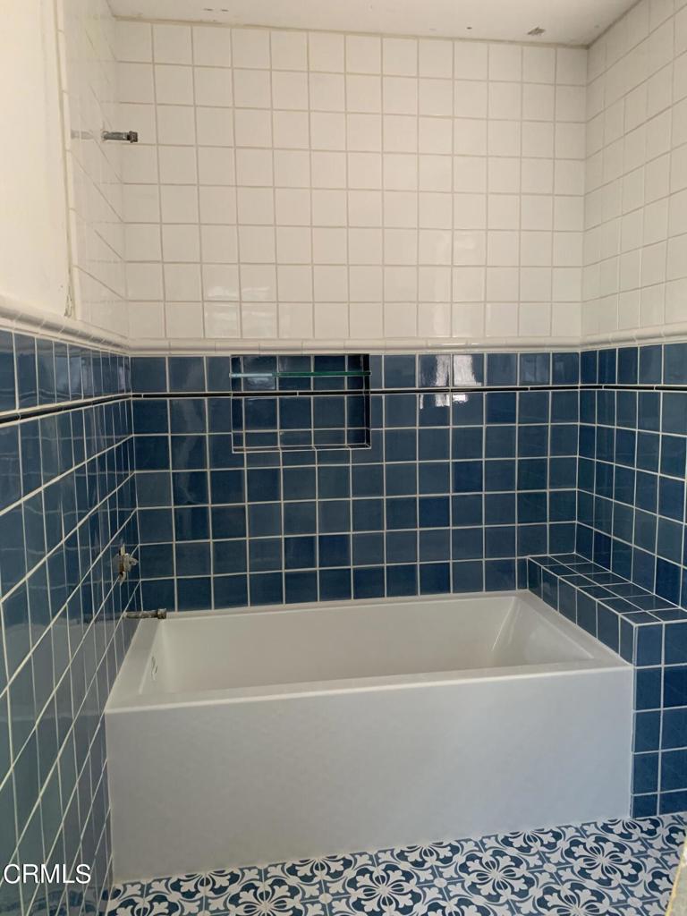 664 E Sacramento Street