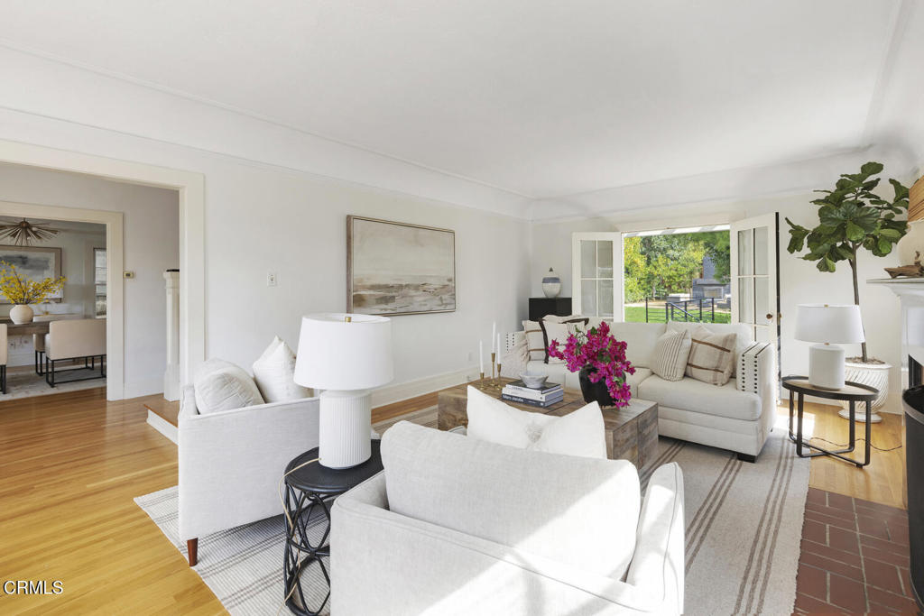 1736 N Stanley Avenue