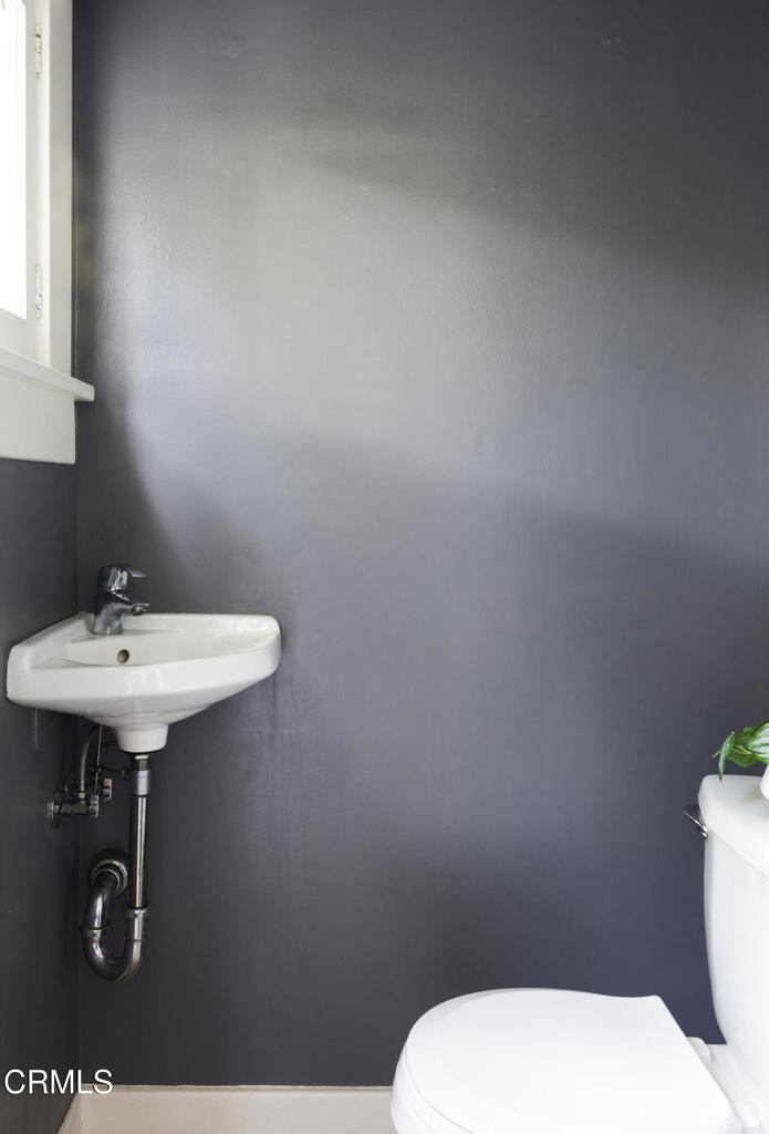 1736 N Stanley Avenue